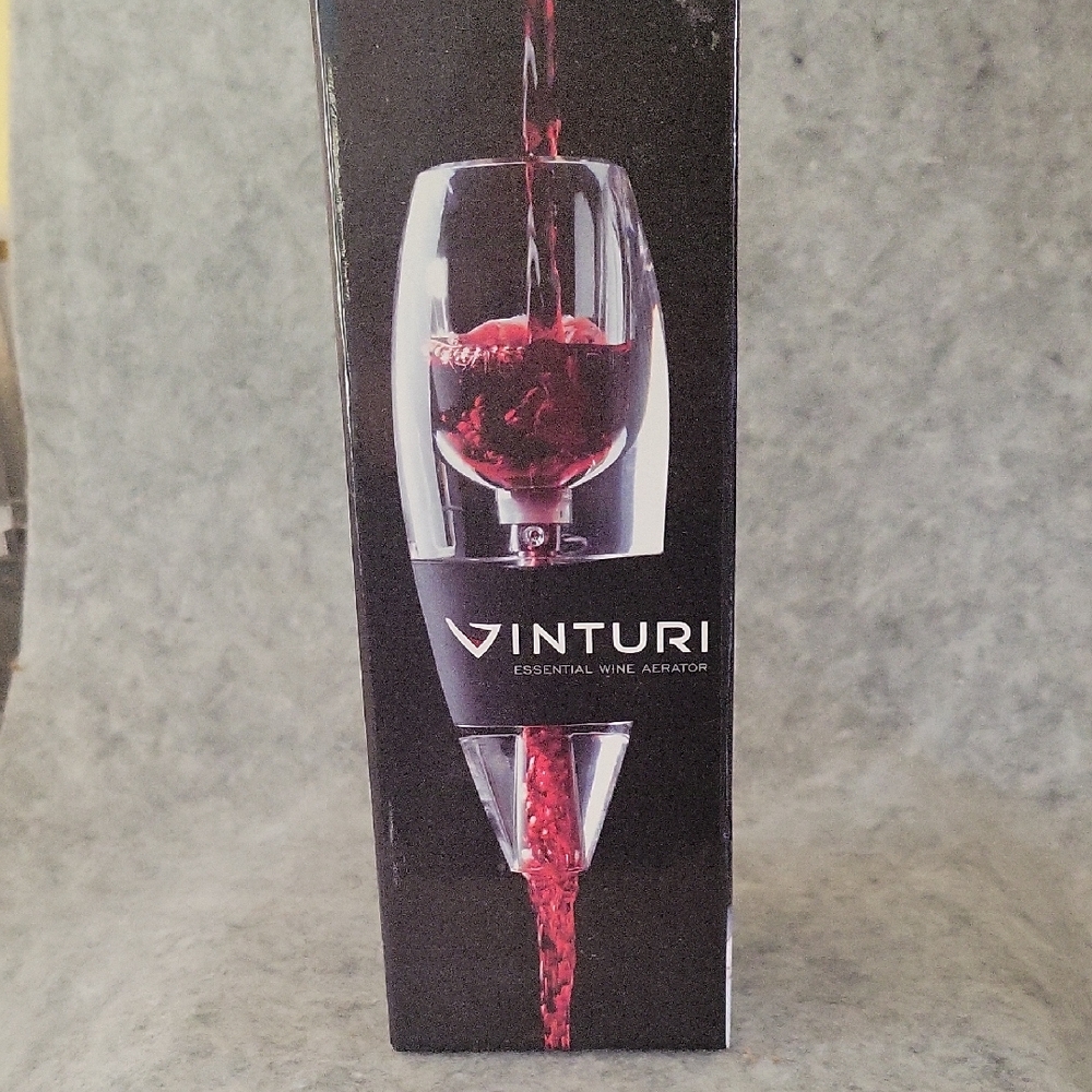Vinturi Essential Wine Aerator - Black
